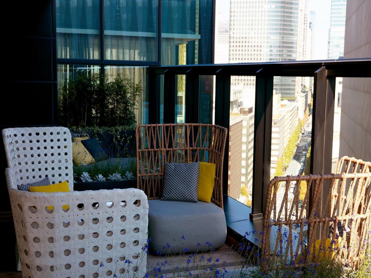 The Gate Hotel Tokyo By Hulic Kültér fotó A balcony in a residential building